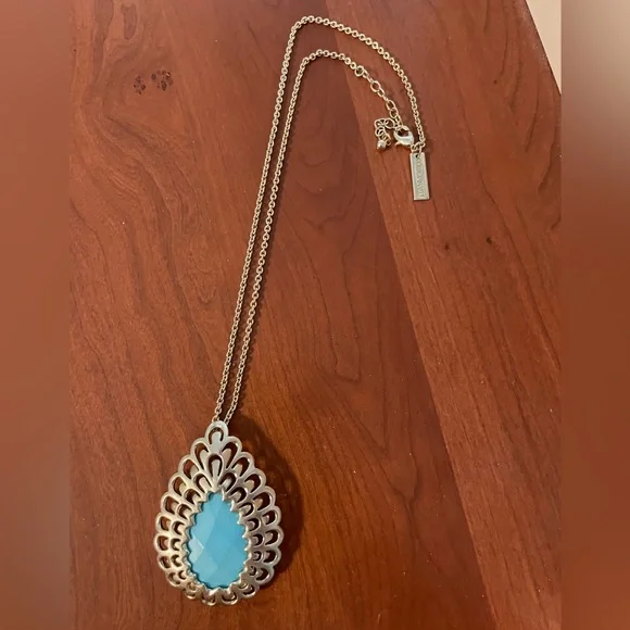 Kendra Scott Gold and Blue Pendant Necklace - Picture 1 of 5